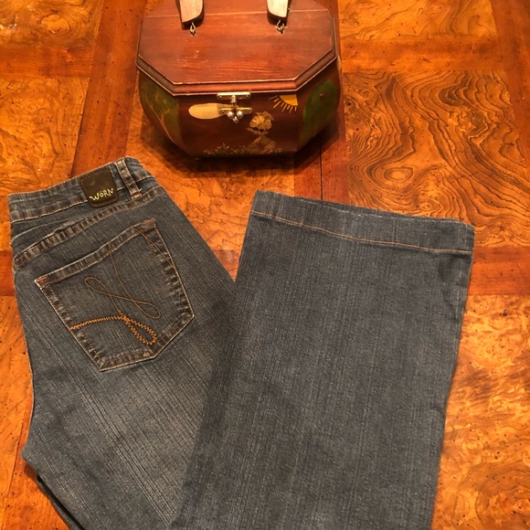 ⭐️⭐️⭐️Worn Jeans⭐️⭐️⭐️Flare Jeans Size 12⭐️⭐️⭐️ - Picture 3 of 8